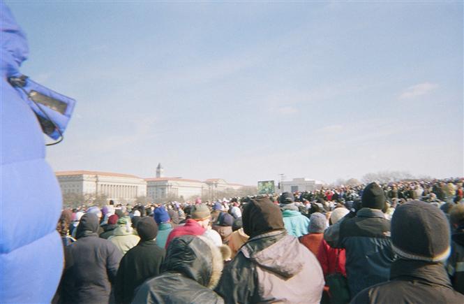 2.000.000 de personnes assistent  l'inauguration historique du Prsident Barack Obama au National Mall  Washington, DC.
