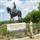 Le monument de notre Reine Elisabeth veille bien. Madame Marie-Th�r�se B�atrice KUMBAKISAKA (Canada, �t� 2009).