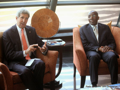U.S. Secretary of State John Kerry (R) with Democratic Republic of Congo Foreign Minister Raymond Tshibanda in Kinshasa