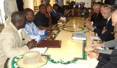 William Swing, Special Representative of the UN Secretary General for the DRC and five country ambassadors from the US, France, UK, Belgium and South Africa met DRC President Joseph Kabila in Goma, North Kivu province on Monday 15 October 2007. 
